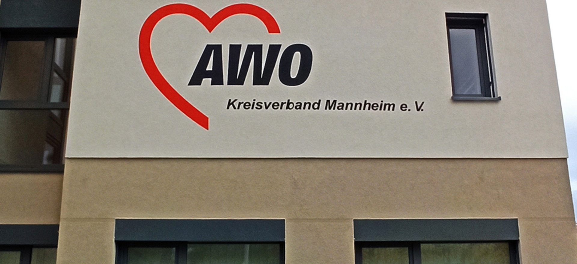 awo-fritz-esser-haus-mannheim-tischer-gastro-heidelberg-aussenansicht-haus-logo-kreisverband-mannheim-ev